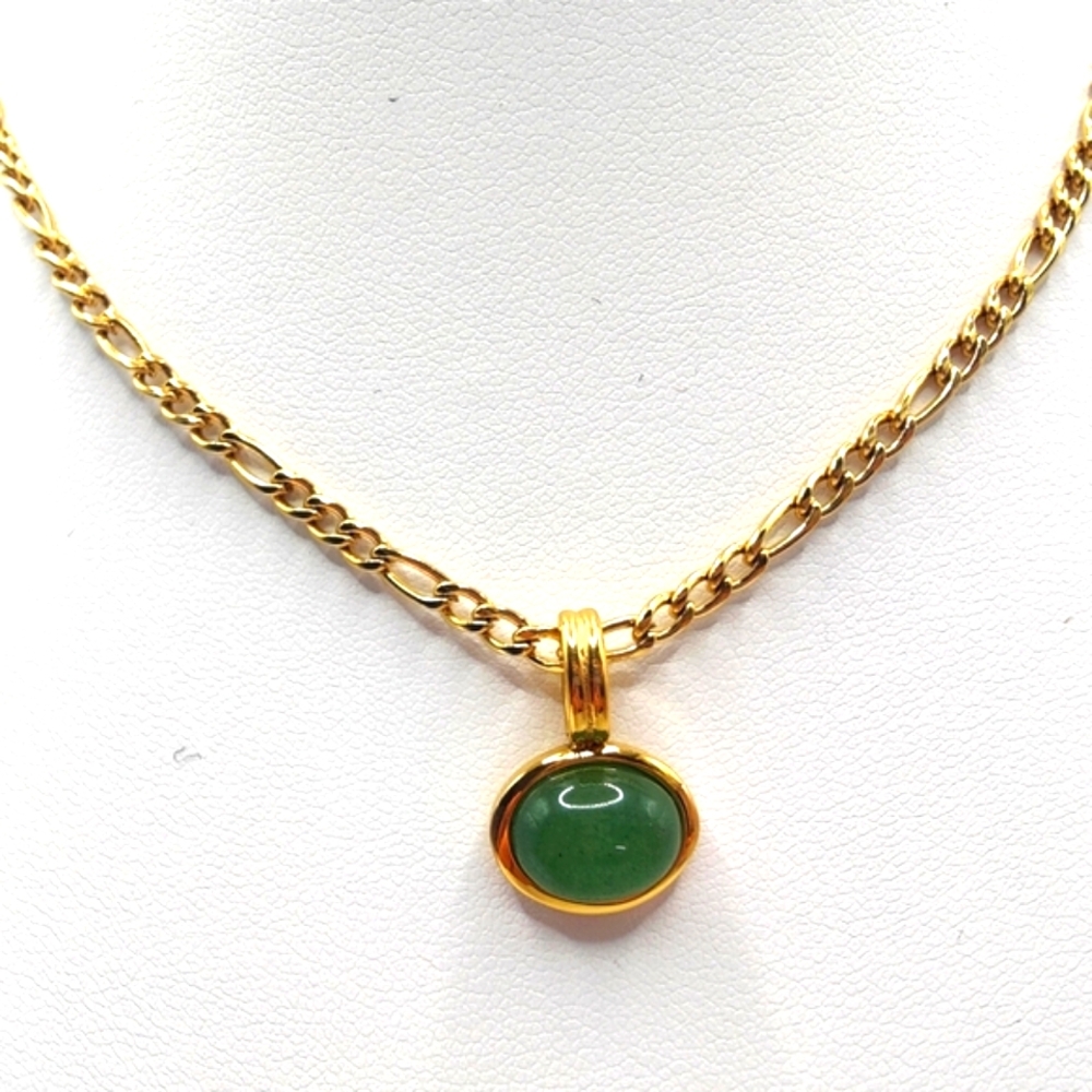 18k Gold Filled Necklace with Green Jade Pendant - Picture 2 of 10